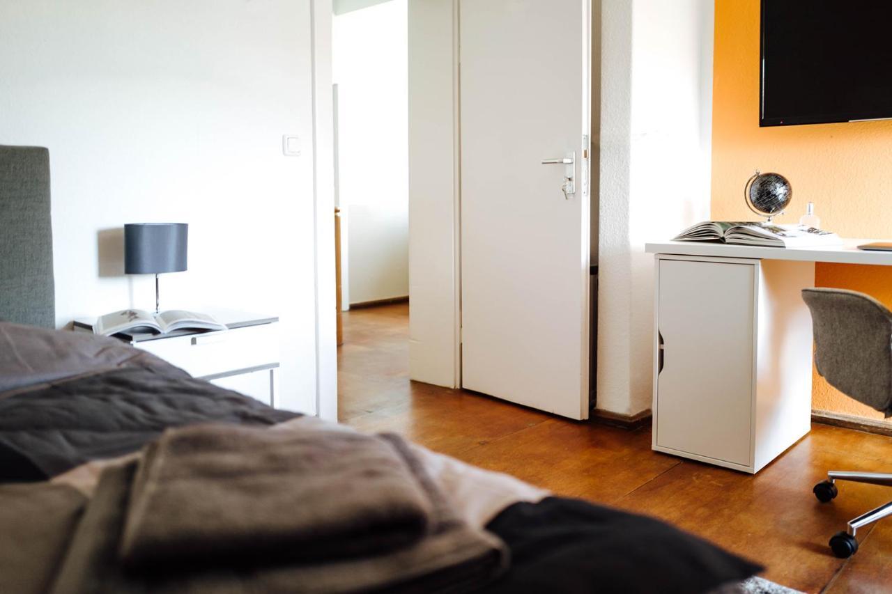 Zimmer In Ruhiger Lage 150M Zur Ta Hamelin Bagian luar foto